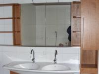 Badezimmerschrank beleuchtet 