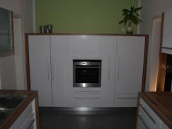 Küche mit weißer Front Hochglanz