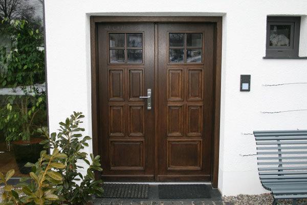Holz-Haustür zweiflüglig mit Sprossenfenster 