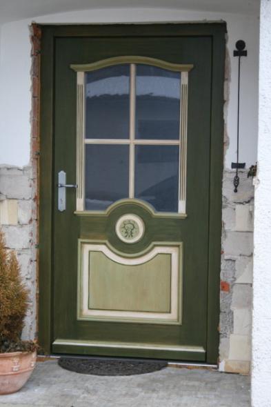 Haustür grün im Landhausstil
